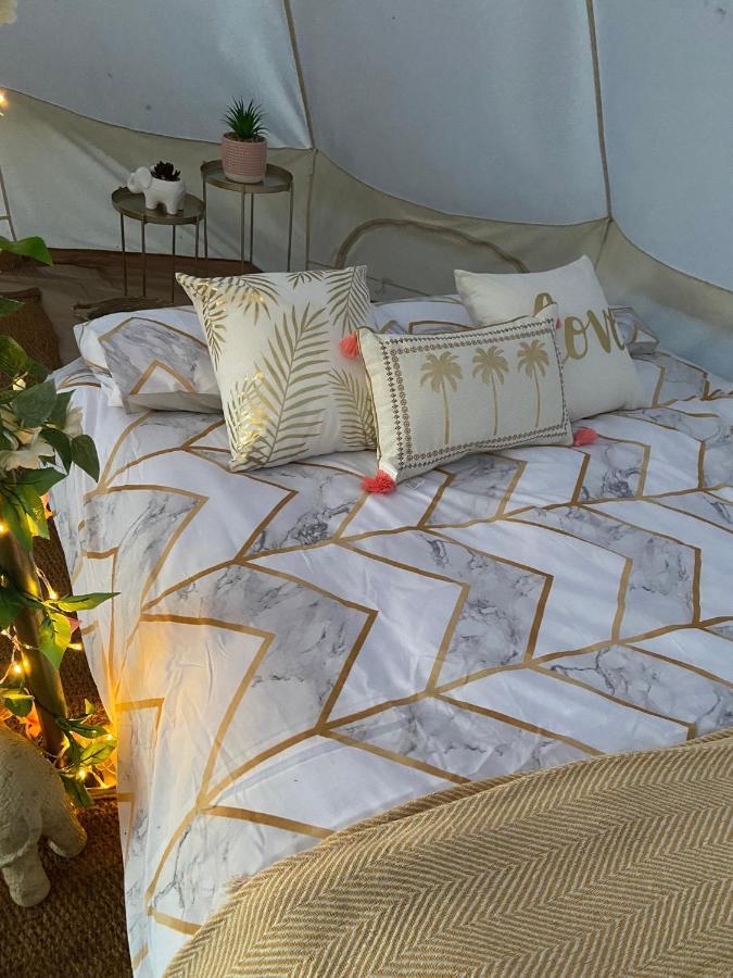 Country Bumpkins Luxury Glamping Hotel Wellingore Kültér fotó