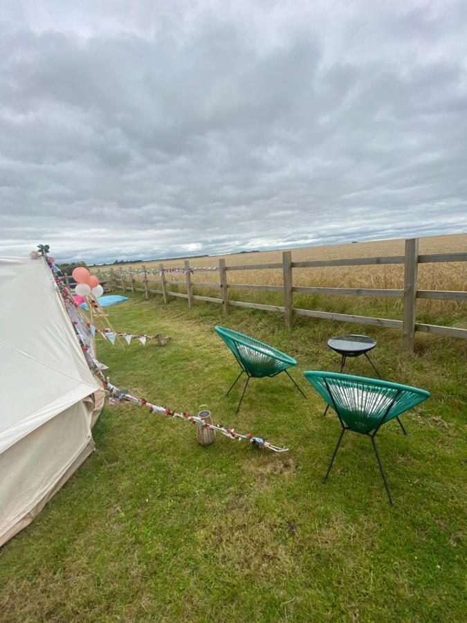 Country Bumpkins Luxury Glamping Hotel Wellingore Kültér fotó