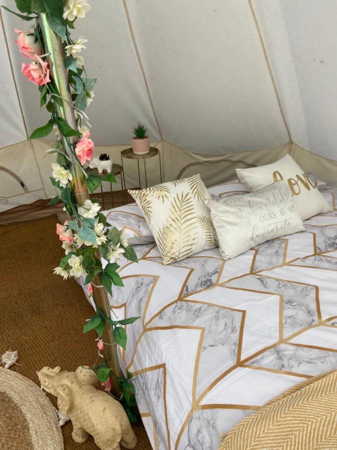 Country Bumpkins Luxury Glamping Hotel Wellingore Kültér fotó