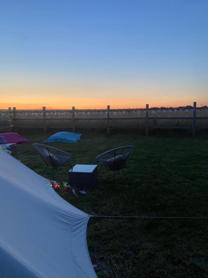 Country Bumpkins Luxury Glamping Hotel Wellingore Kültér fotó
