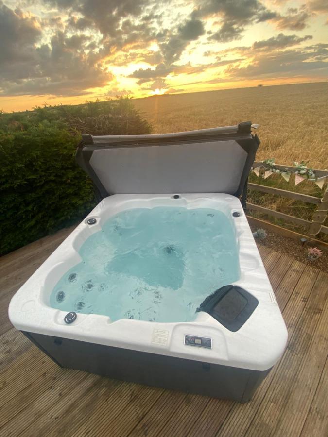Country Bumpkins Luxury Glamping Hotel Wellingore Kültér fotó