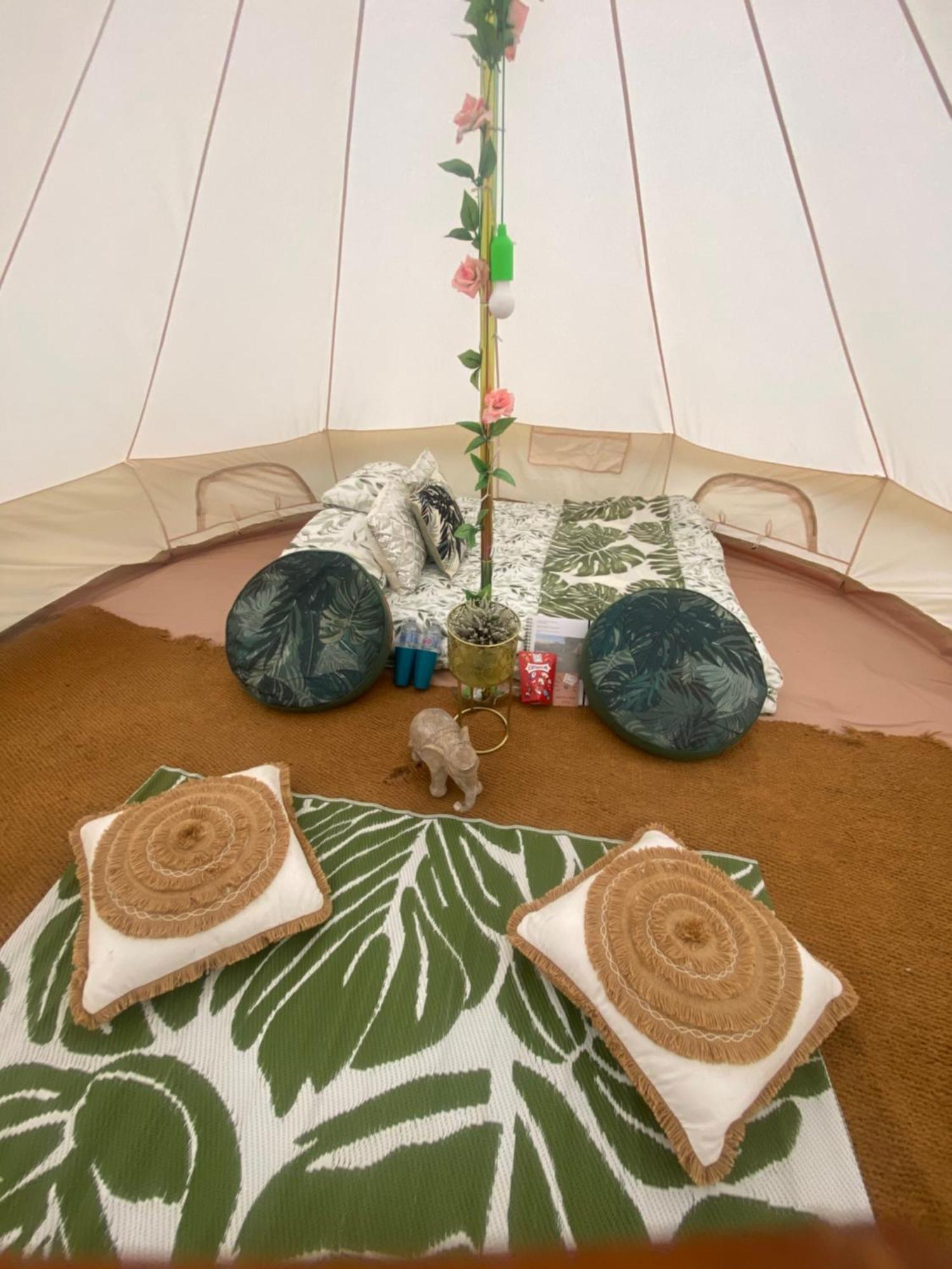 Country Bumpkins Luxury Glamping Hotel Wellingore Kültér fotó